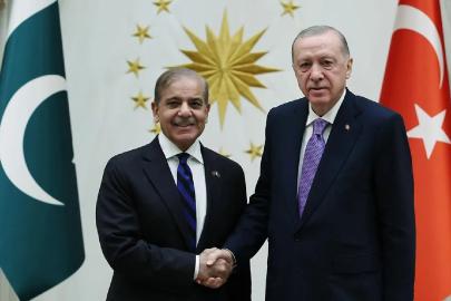 Cumhurbaşkanı Erdoğan, Pakistan Başbakanı Şahbaz Şerif ile görüştü