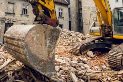 İzmir'de 9 kamu binasının yıkımı için ihale süreci başlatıldı