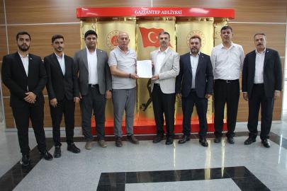 HÜDA PAR Gaziantep İl Başkanı Kaya mazbatasını alarak göreve başladı