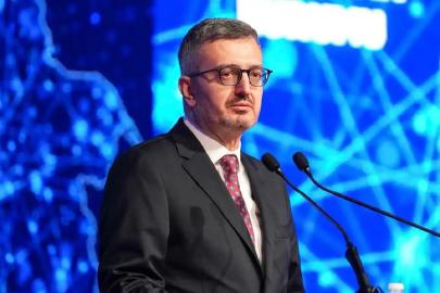 İletişim Başkanı Duran'dan Girne açıklarında batan gemiye ilişkin açıklama