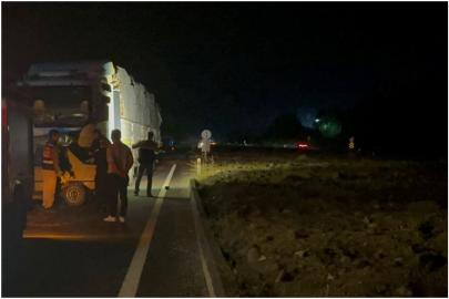 Kastamonu'da otomobil ile tır çarpıştı: 2 ölü