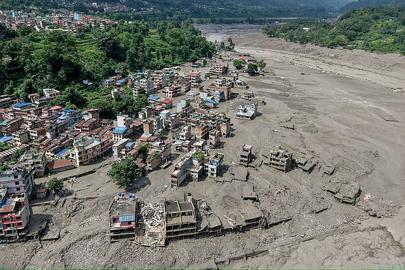 Nepal’de sel felaketinde yüzlerce ölü ve kayıp: İkinci felaket dalgası için acil tahliye emri