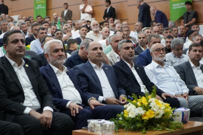 Yapıcıoğlu Bingöl'den seslendi: Ümmetin vahdeti için canımızı taşın altına koymaya hazırız