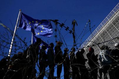AB, reddettiği sığınmacıları birlik sınırlarının dışına göndermenin yolunu arıyor