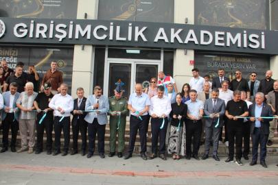 Batman’da girişimcilik akademisi hizmete açıldı