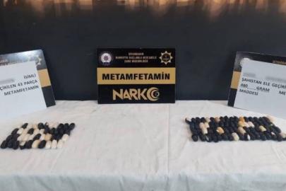 Diyarbakır'da midelerinde 112 kapsül uyuşturucu taşıyan 2 şüpheli tutuklandı