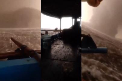 Endonezya’da volkanik adaya haber takibine giden 8 kişiden haber alınamıyor