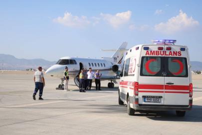 Girne'deki gemi kazasından kurtulan hamile kadın ambulans uçakla Türkiye'ye getirildi