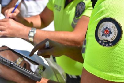 Havai fişekli düğün konvoyuna 900 bin lira ceza