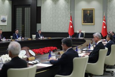 Kabine bugün toplanıyor: Gündemde ekonomi, güvenlik ve bölgesel gelişmeler var