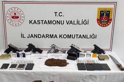 Kastamonu’da 4 ruhsatsız tabanca ele geçirildi