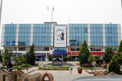 Menderes Belediyesi soruşturmasında yeni operasyon: 9 gözaltı