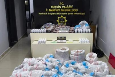 Mersin’de minibüsten 256 bin 900 sentetik ecza hapı çıktı: 2 tutuklama