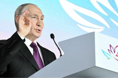 Putin: Ukrayna konusunda barışçıl müzakereler için bir şans var
