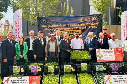 Şırnak’ta üreticiye fide ve çoban çantası desteği