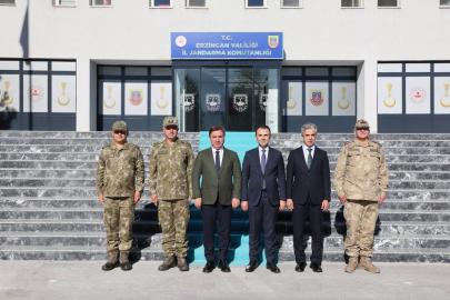 Erzincan protokolünden İl Jandarma Komutanı Altundarak’a ziyaret